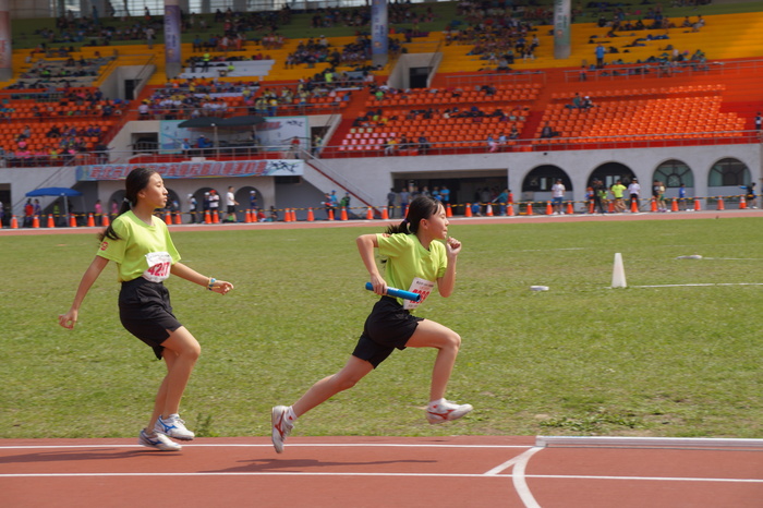 女童乙 12*100接力決賽第7名